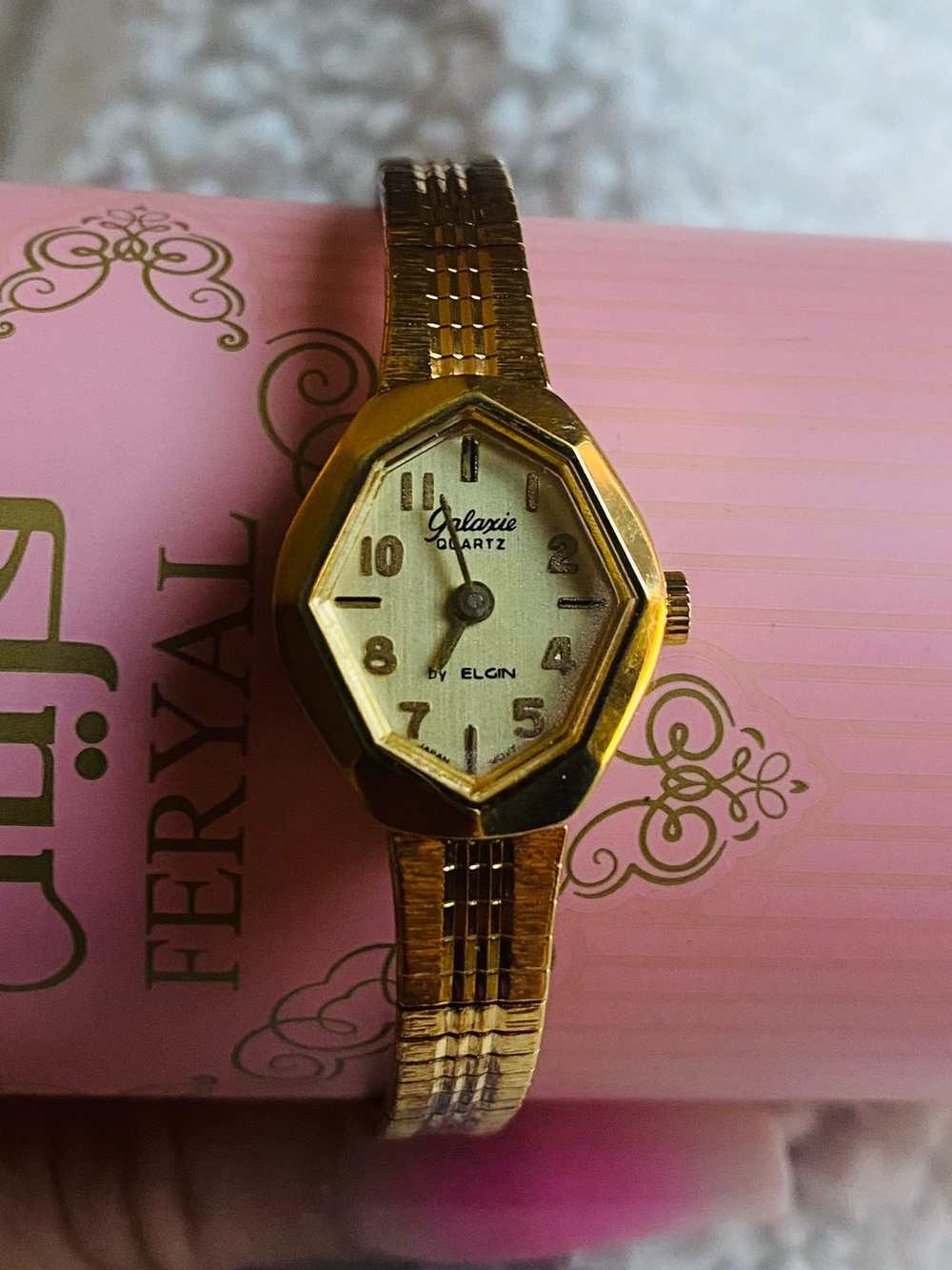 Vintage Elgin Galaxie Ladies Costume Watch 70’s Japan Gold Toned Hexagonal